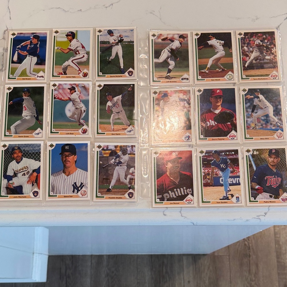 Baseball Trading Card Collection - Picture 14 of 16